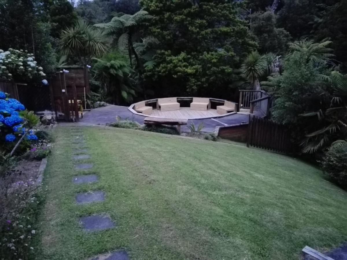 Апартаменти Taranaki Experience Нью-Плімут Екстер'єр фото